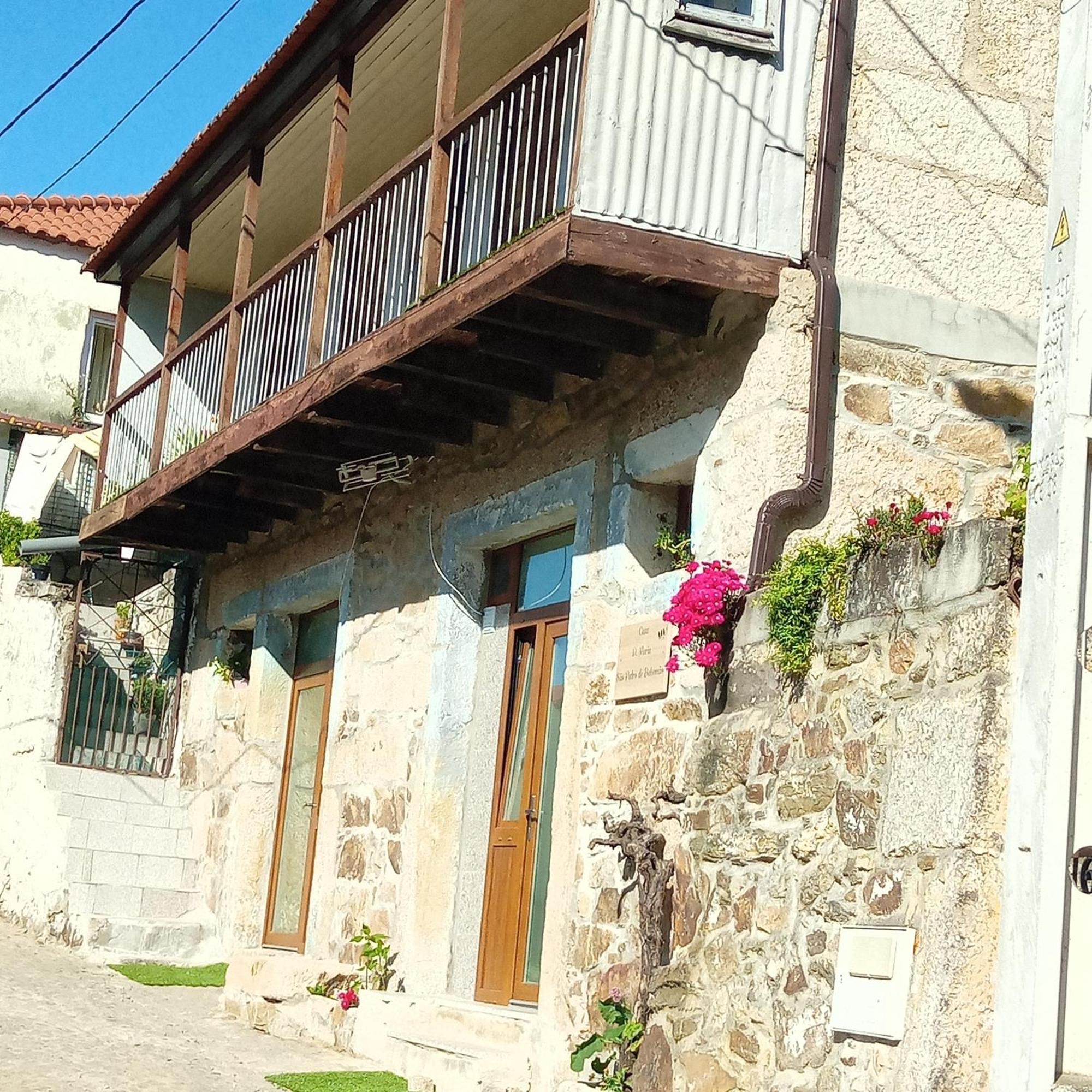 Gasthaus D. Maria Sao Pedro De Balsemao Lamego Exterior foto