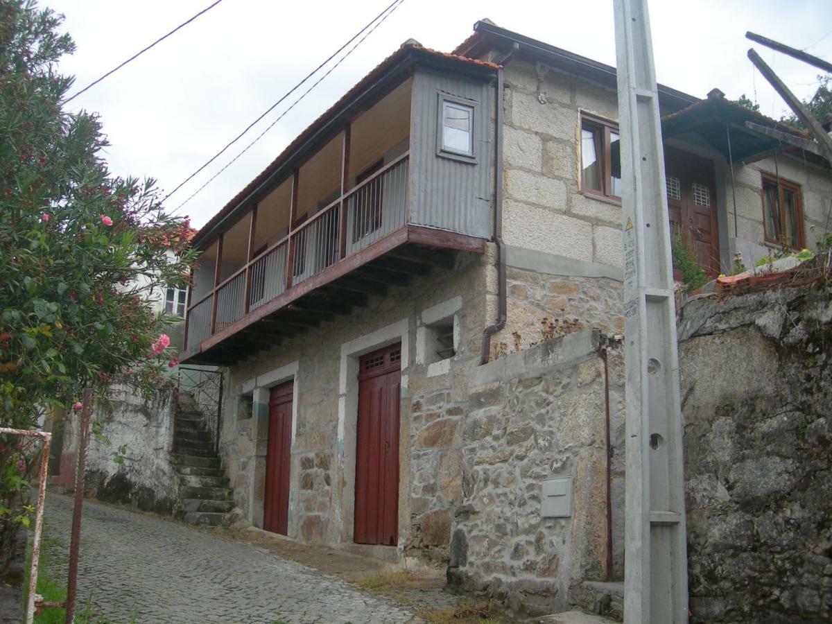 Gasthaus D. Maria Sao Pedro De Balsemao Lamego Exterior foto